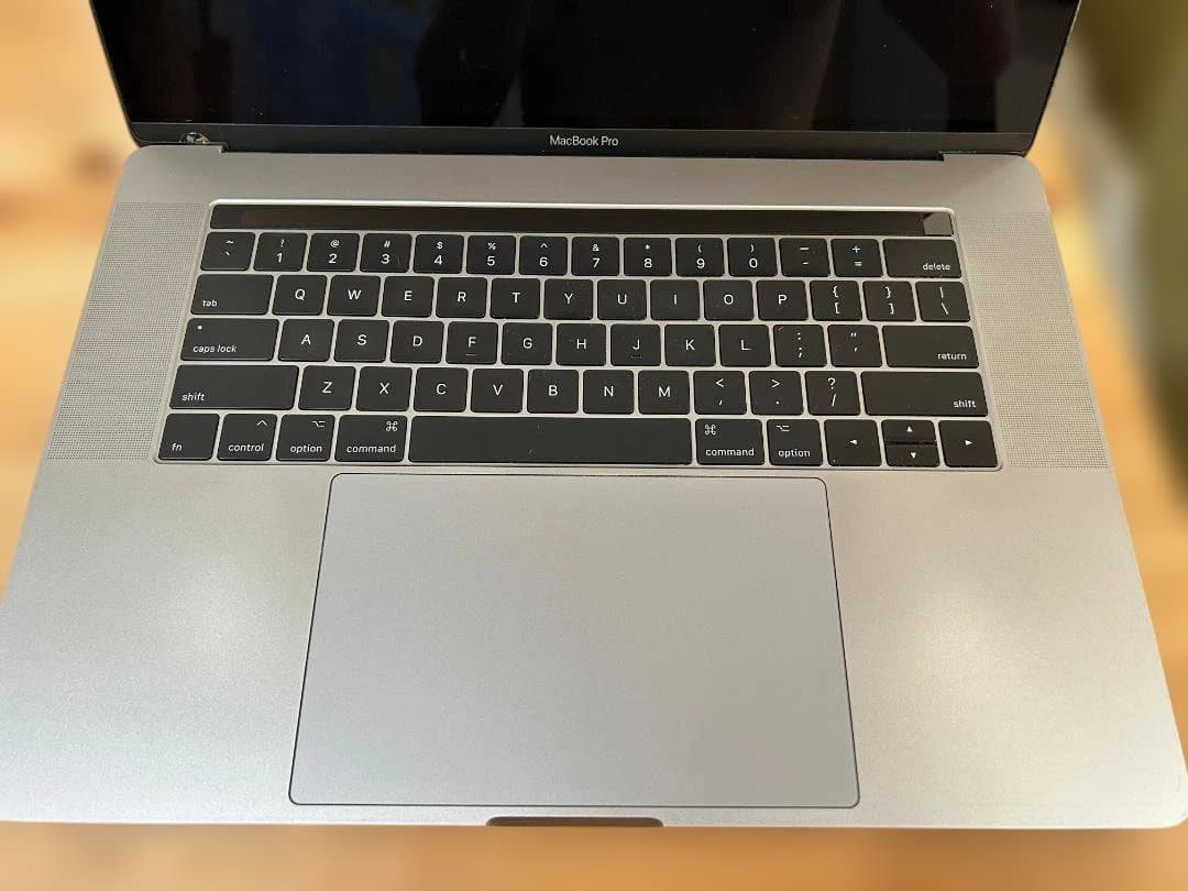 MacBook Pro(15-inch,2016) USキー （ややジャンク）