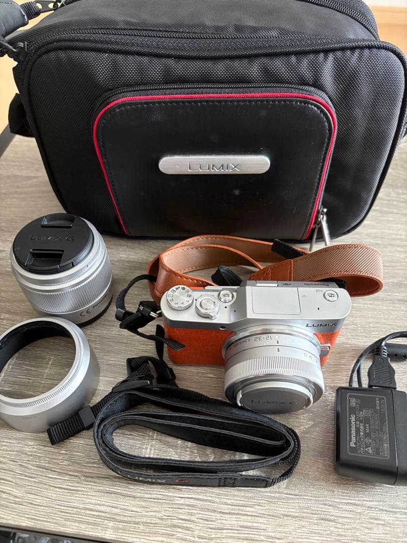 LUMIX DC-GF9W ミラーレス一眼 レンズ2本付き