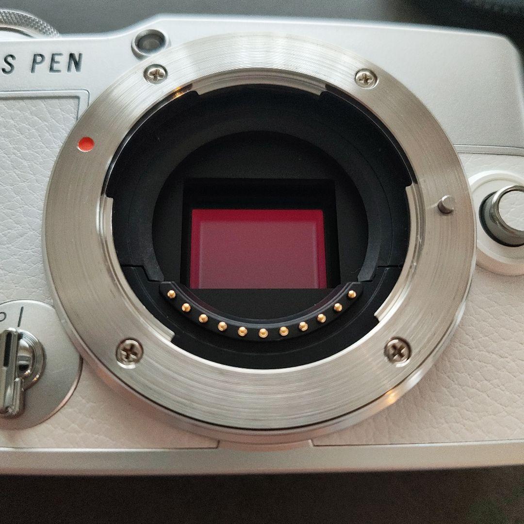 【美品】OLYMPUS PEN E-P7 ホワイト ボディ｜撮影ガイド本付き