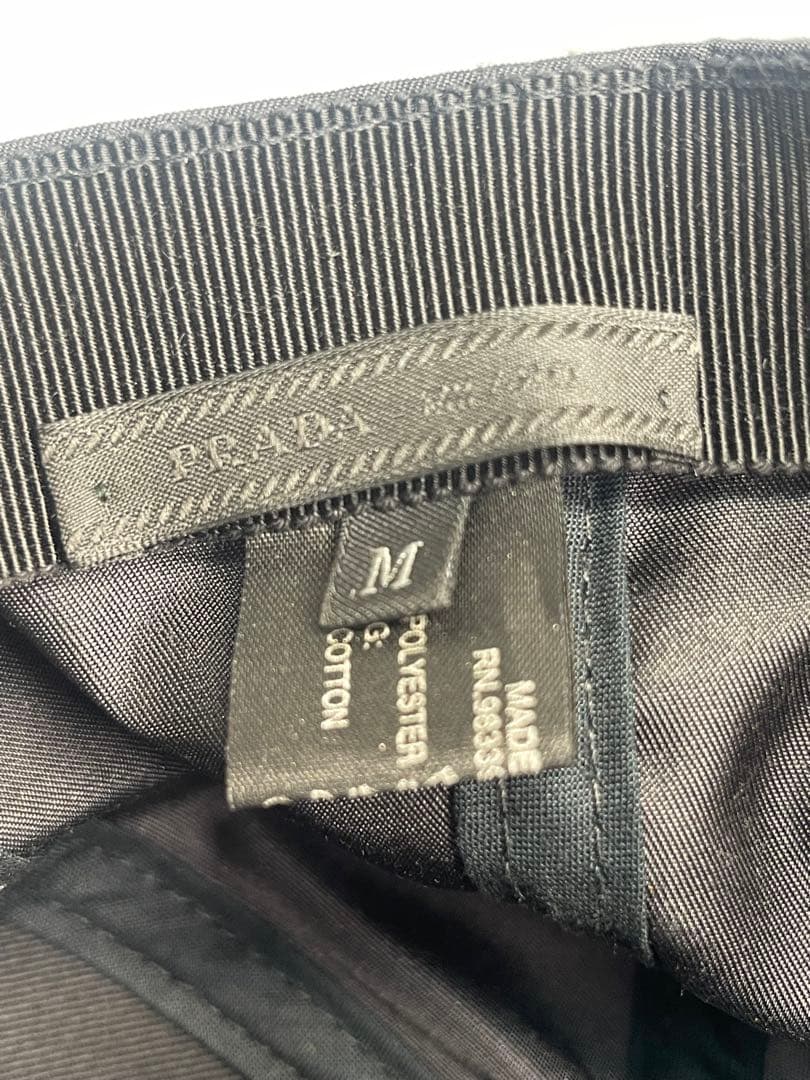 PRADA (プラダ)キャップ