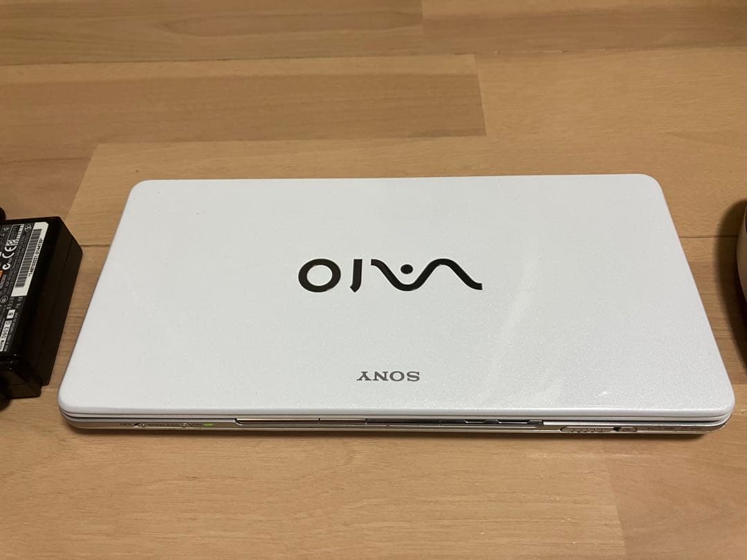 SONY VGN-P90S ノートPC Ubuntu 16.04 LTS