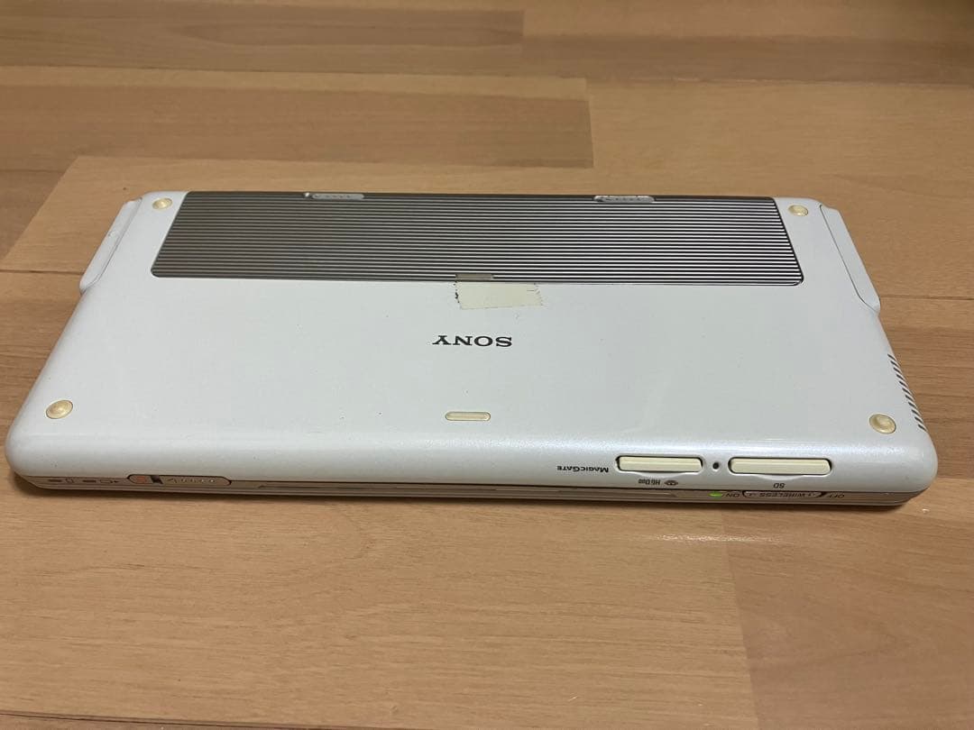 SONY VGN-P90S ノートPC Ubuntu 16.04 LTS