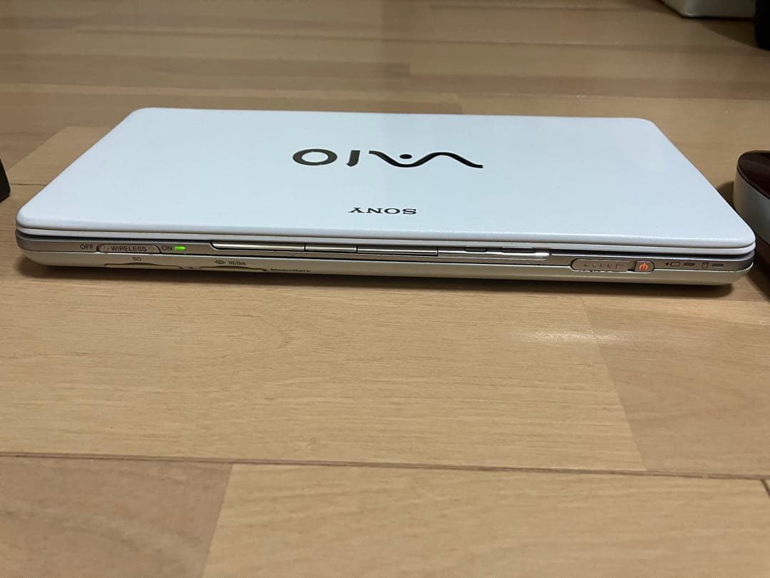 SONY VGN-P90S ノートPC Ubuntu 16.04 LTS