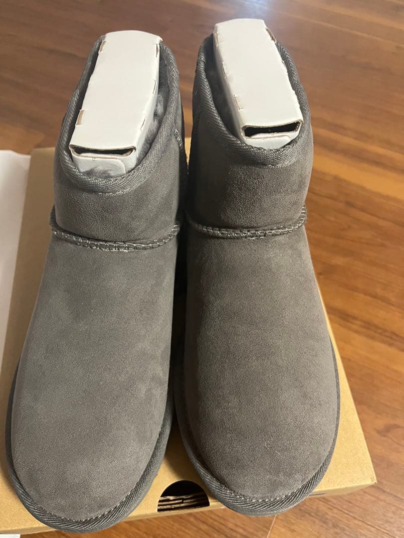 新品正規品☆UGG Wクラシック ミニ Ⅱムートンブーツ 6 23