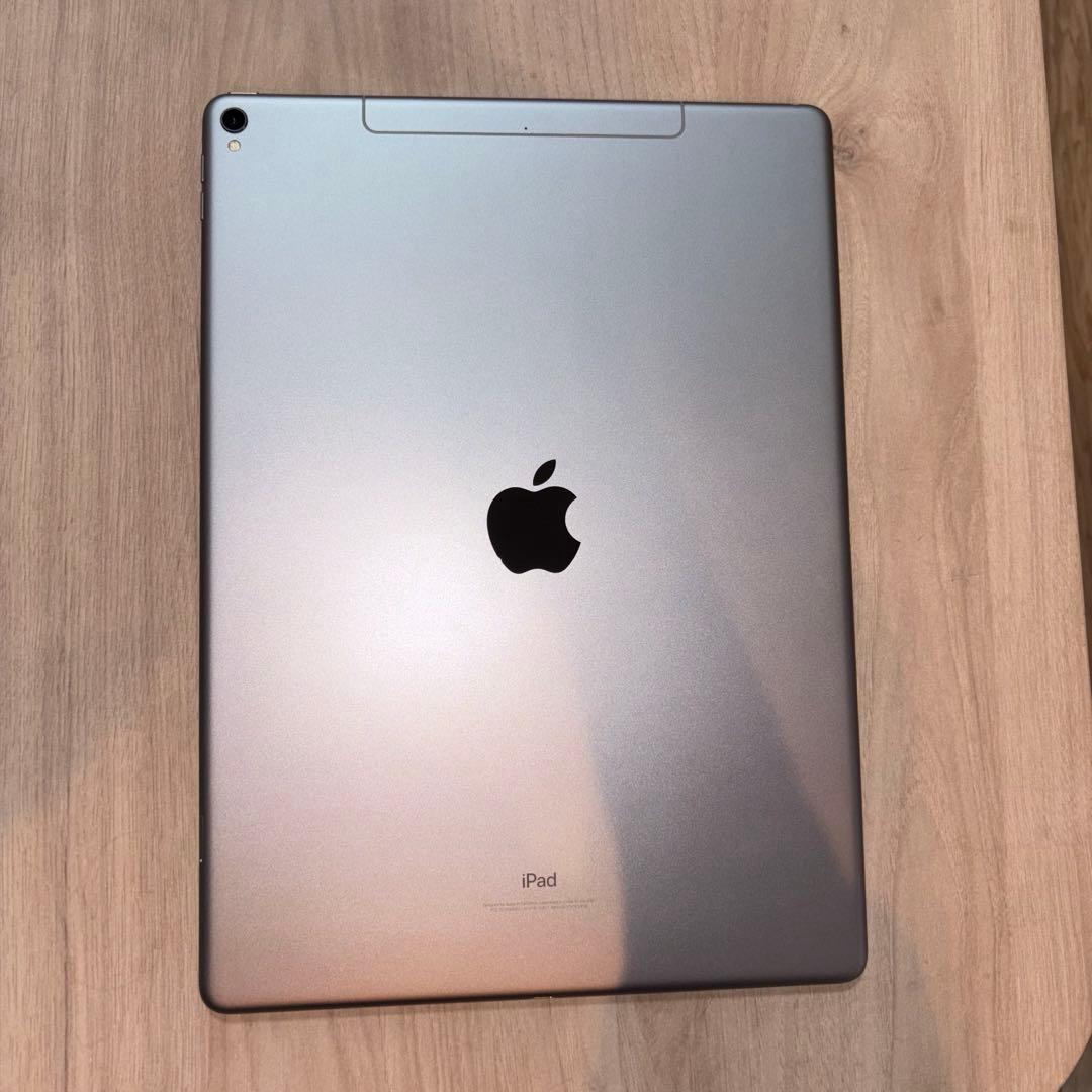 iPad Pro (12.9インチ) 第2世代 256GB セルラー