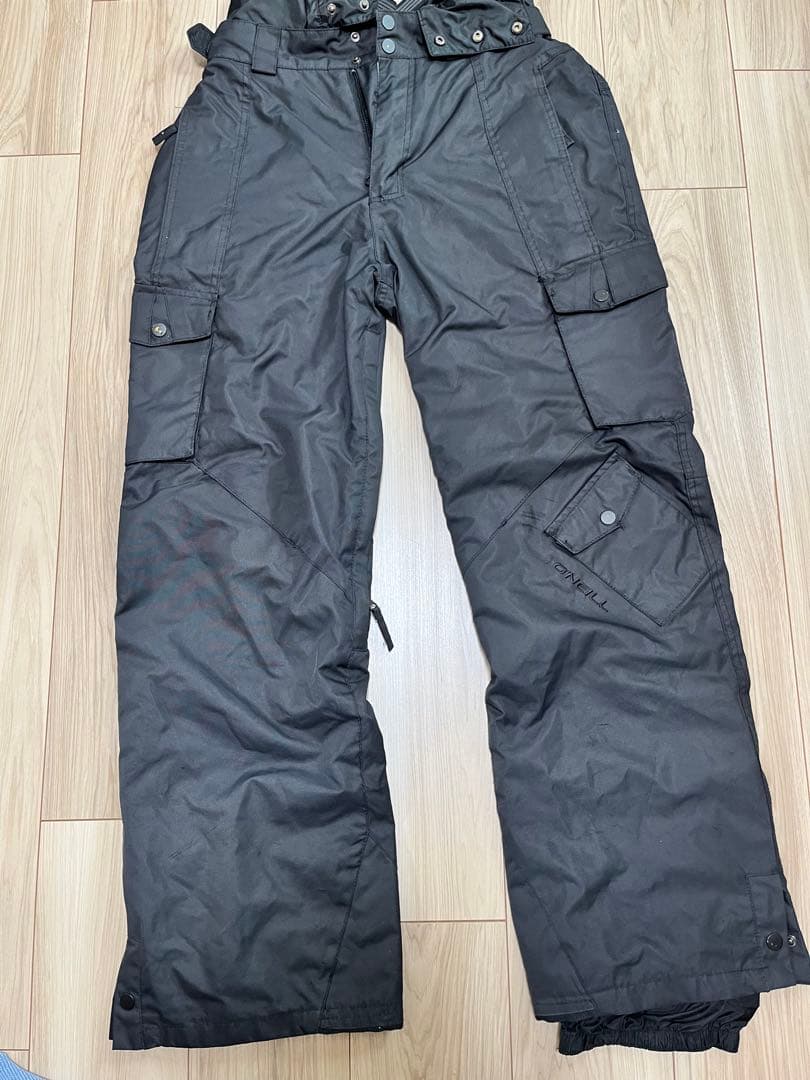 O'NEILLスノーボードウェア上下セット（男性用）