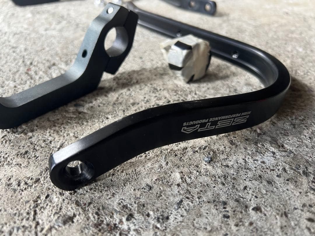 ハンターカブ　ジータ　ハンドガード