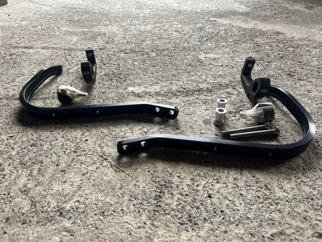 ハンターカブ　ジータ　ハンドガード