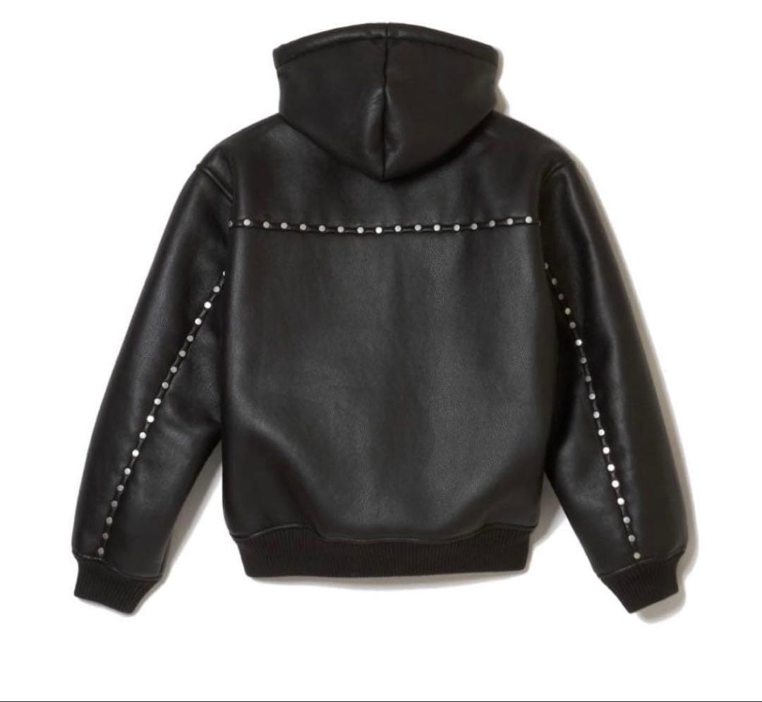 ジャケット・アウター AFB STUDDED HOODED BOMBER JACKET