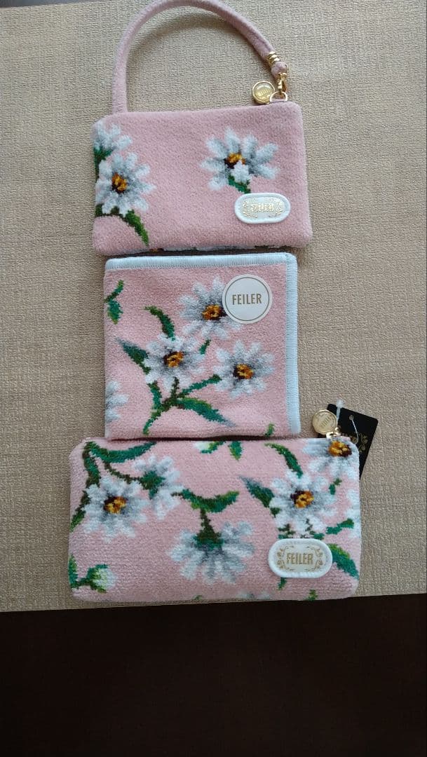 FEILER 新品ハンカチ　ポーチ 3点セット