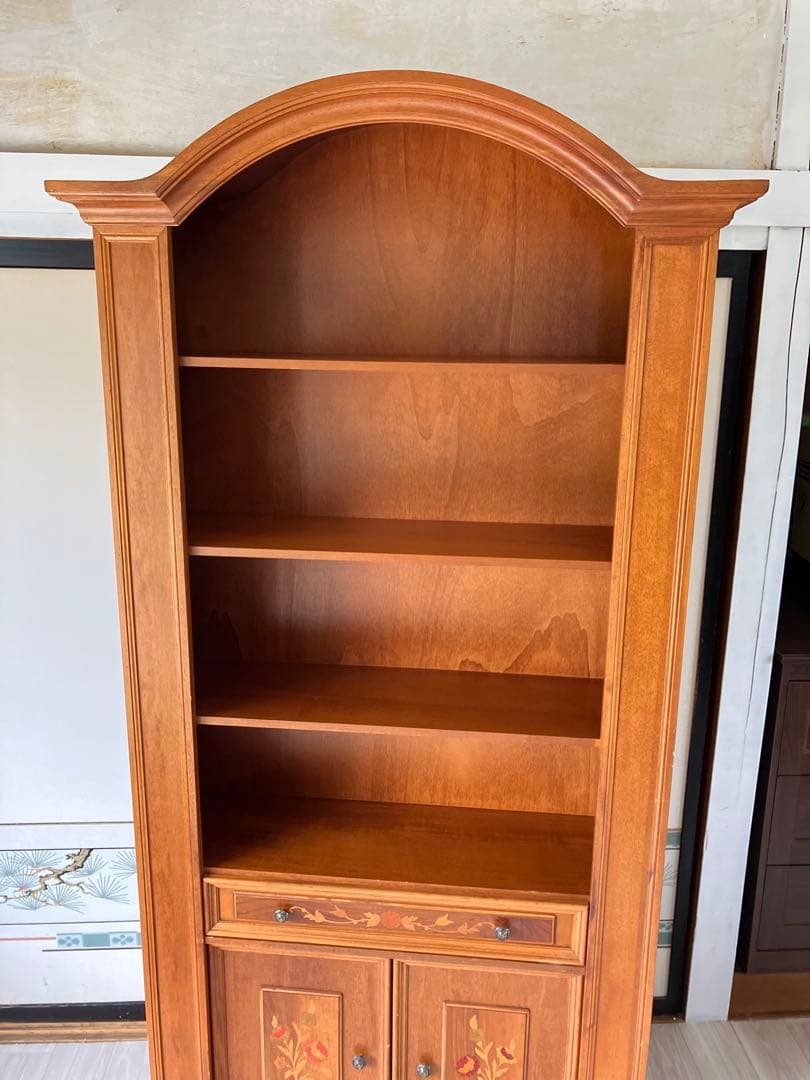 ズーシー出品 イタリア製 高級輸入家具 本棚 飾り棚 キャビネット