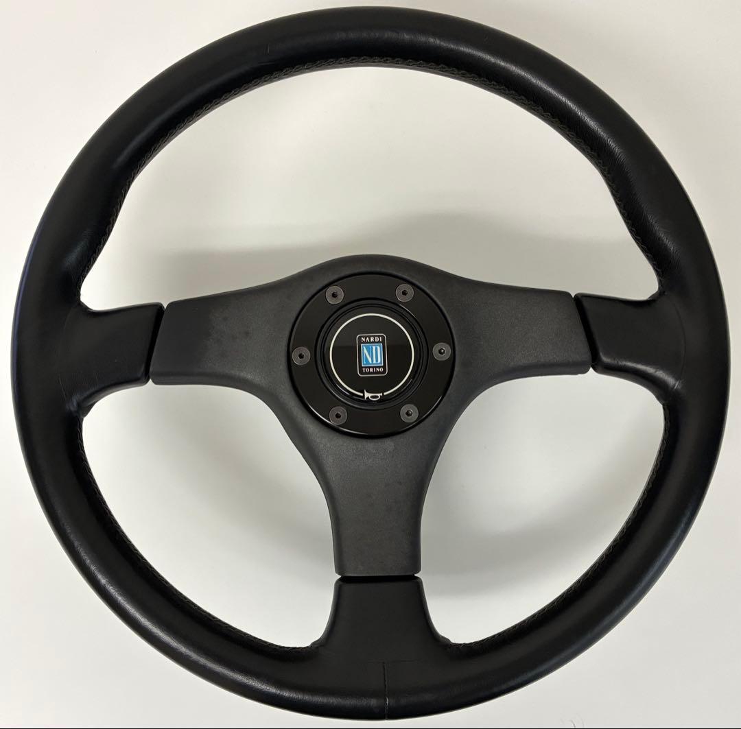 ナルディ NARDI ステアリング ハンドル 36cm/ホーンボタン/MOMO