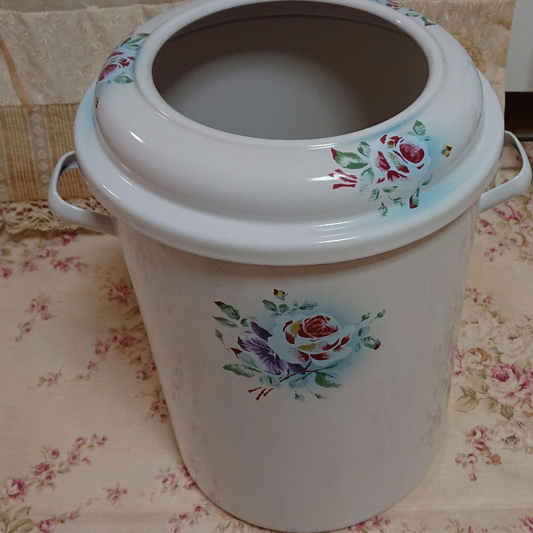 イマン　プリンセスローズブルー　トラッシュ缶　ストッカー　薔薇　ローズ　花柄