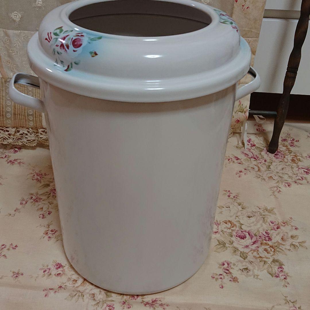 イマン　プリンセスローズブルー　トラッシュ缶　ストッカー　薔薇　ローズ　花柄