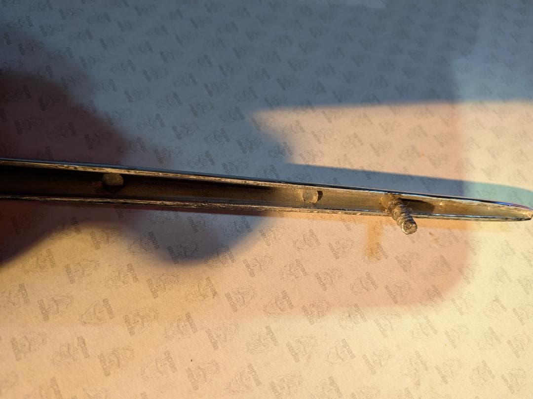 ハコスカボンネット金具