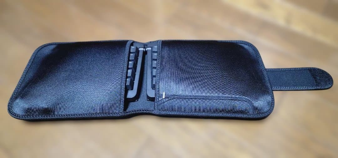 キーボード ZSA Moonlander Mark I Dark Matter Black