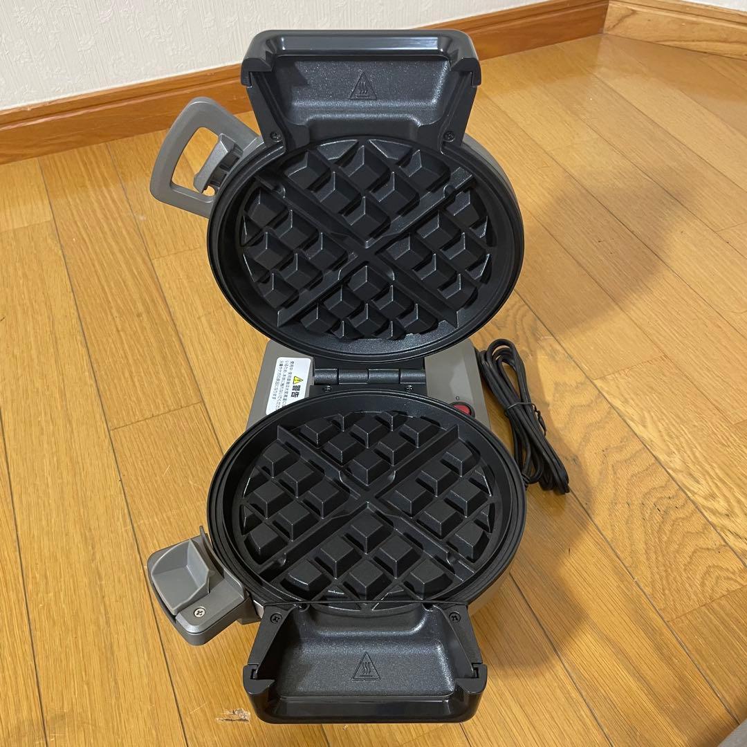 【未使用品】クイジナート 縦型コンパクト ワッフルメーカー WAF-V100J