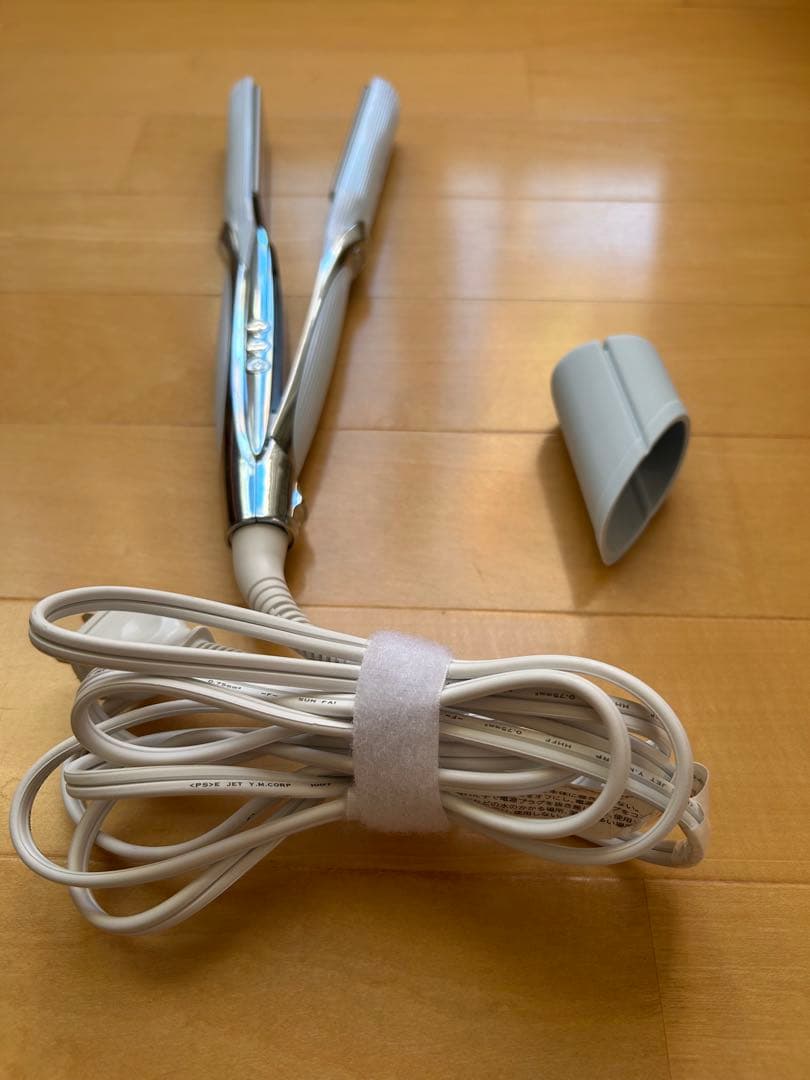 リファ ストレートアイロンプロ