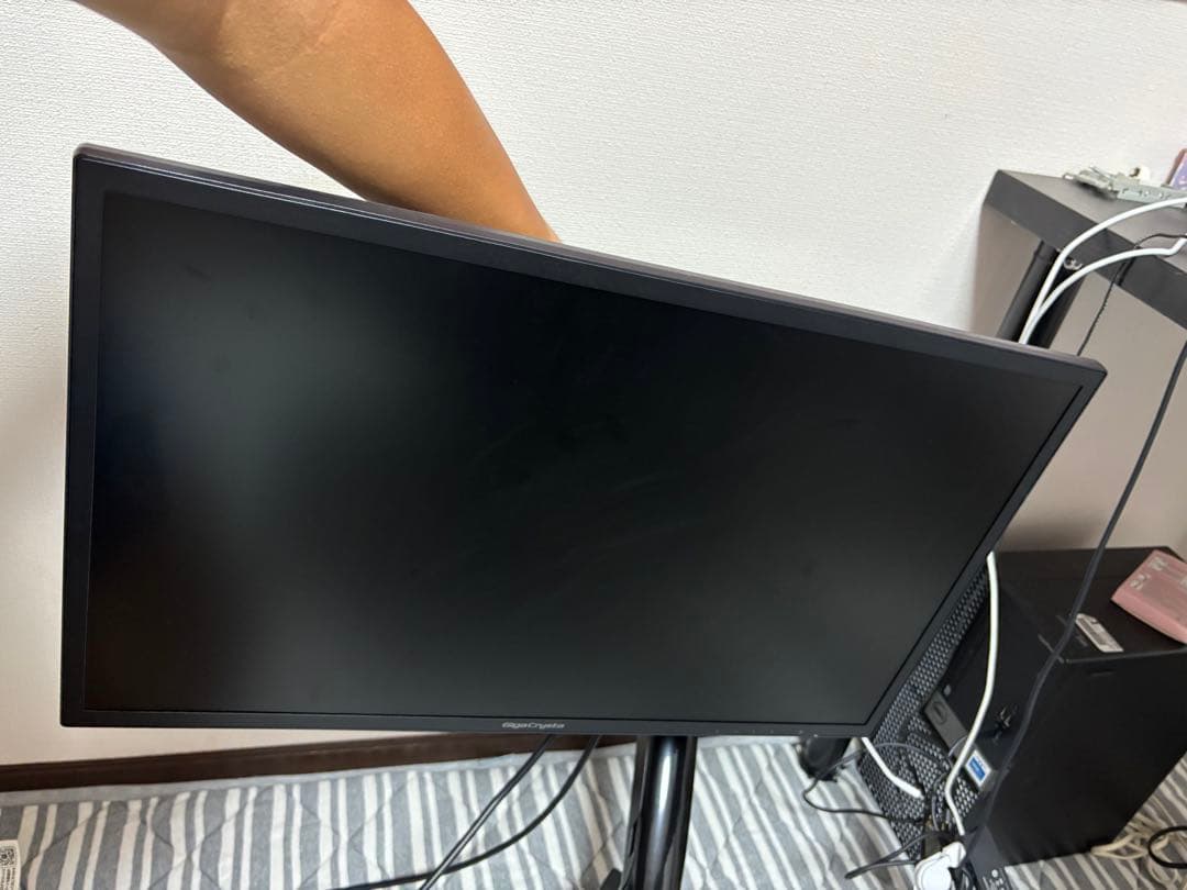 GigaCrysta 144hz 23.6型　ゲーミングモニター