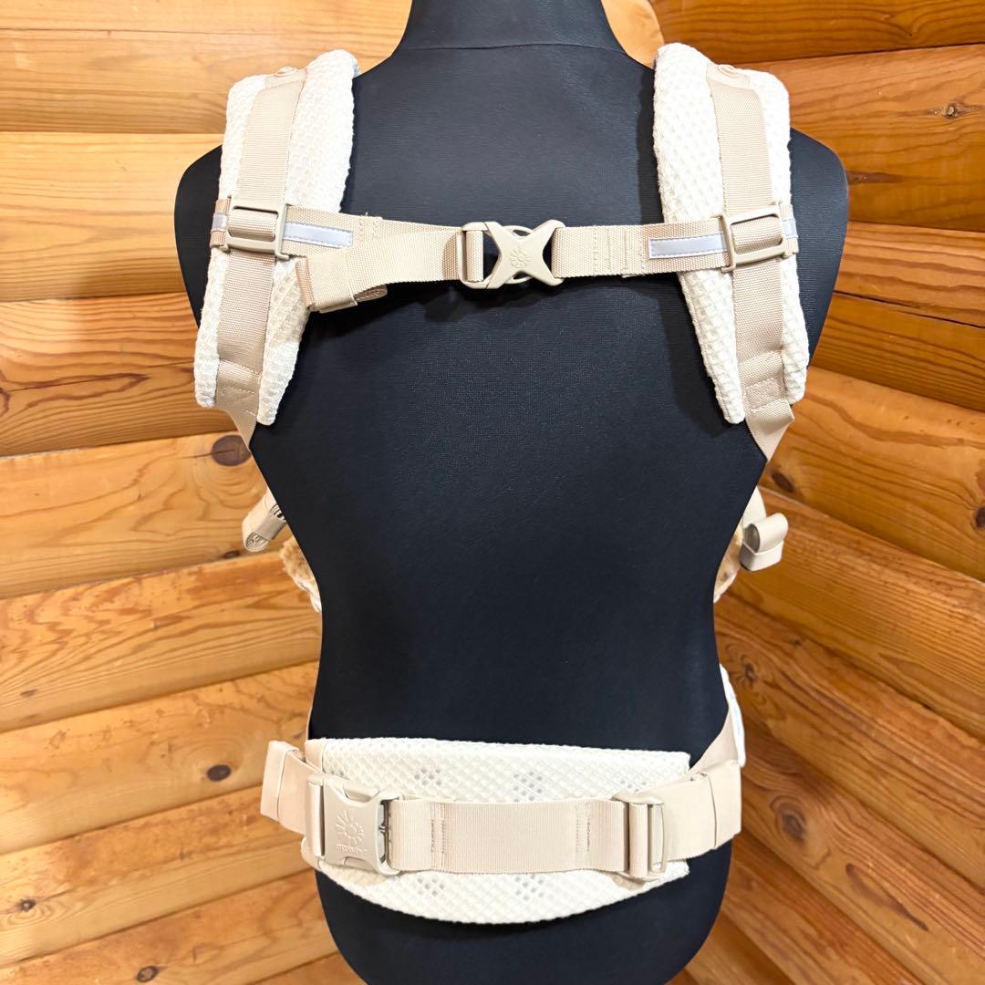【美品】ergobaby OMNI BREEZE サンドベージュ 抱っこ紐