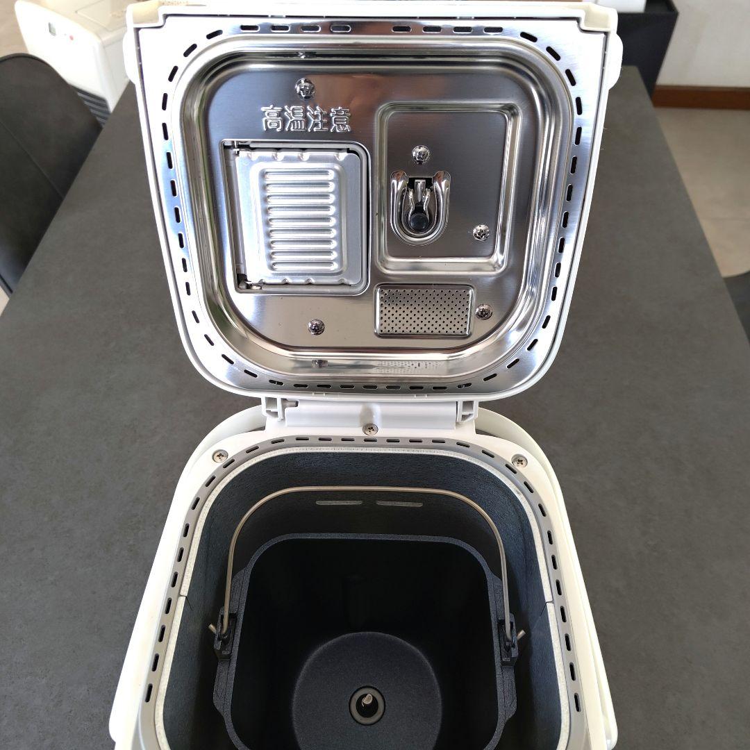 パナソニックホームベーカリーSD-MT4-W 2024年