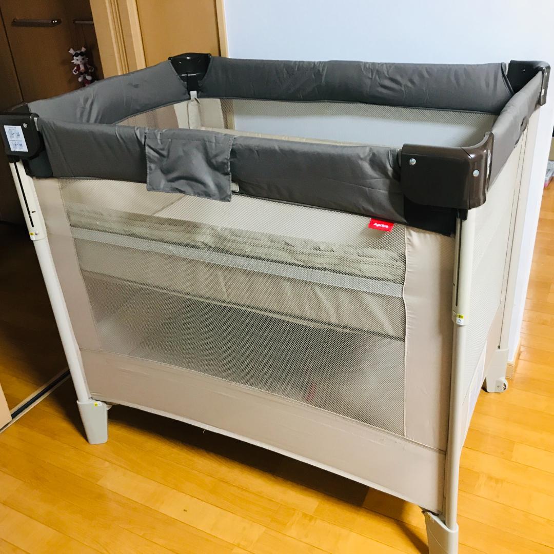 【匿名配送、送料無料】アップリカ ココネルエアー ベビーベッド ココア