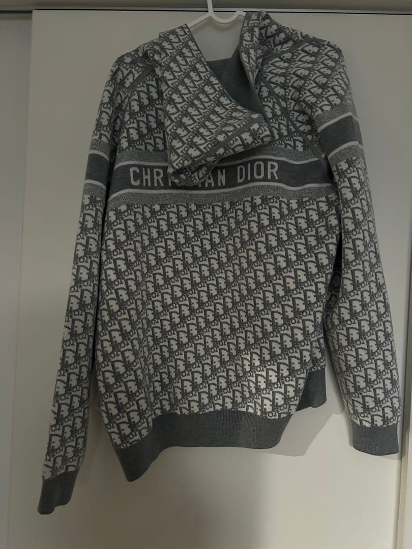 ニット　パーカー　リバーシブル　カーディガン　ディオール