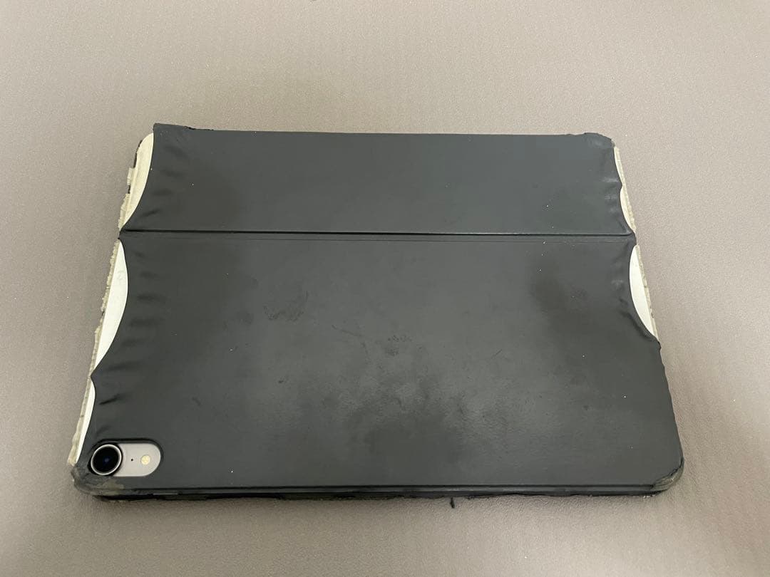 ipad pro 11 第1世代 64GB MU0M2J/A キーボード付き