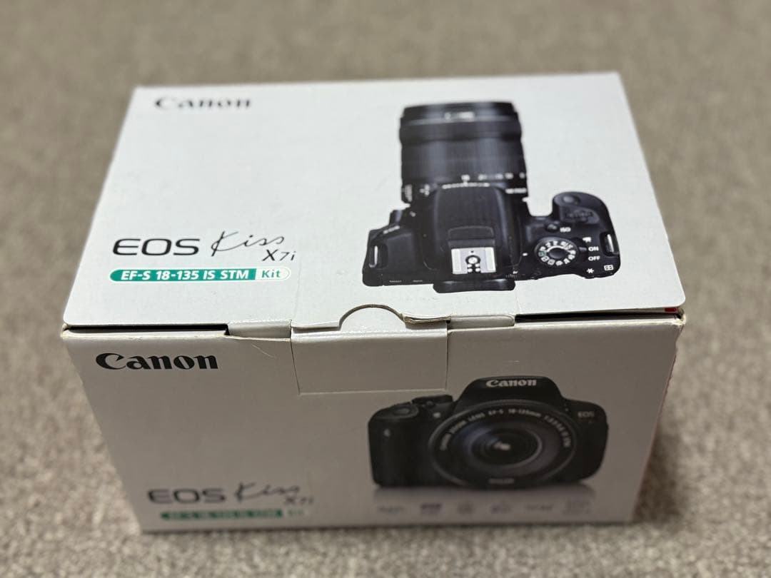 フィルムカメラ Canon EOS Kiss X7i EF-S 18-135mm Kit