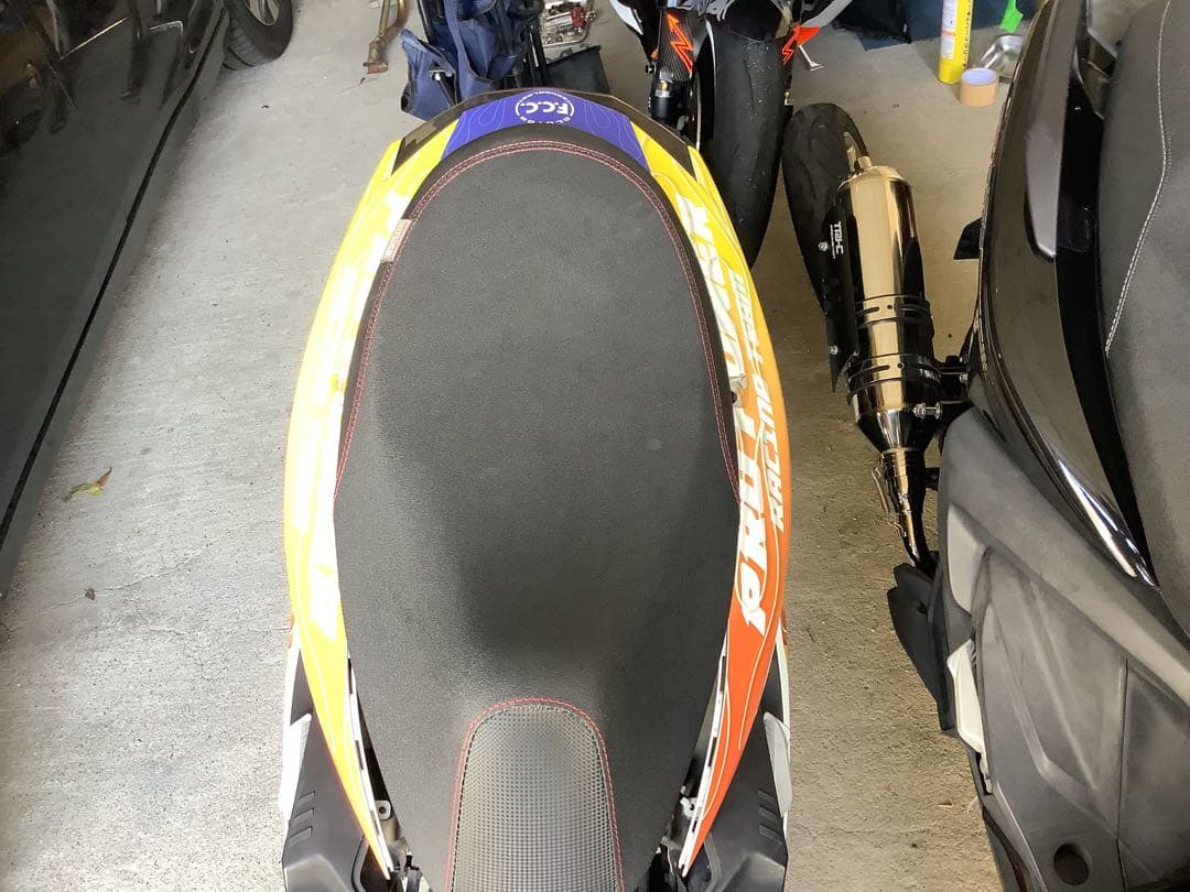 シグナスx4/5型用　アトラス　レーシングフラットシート