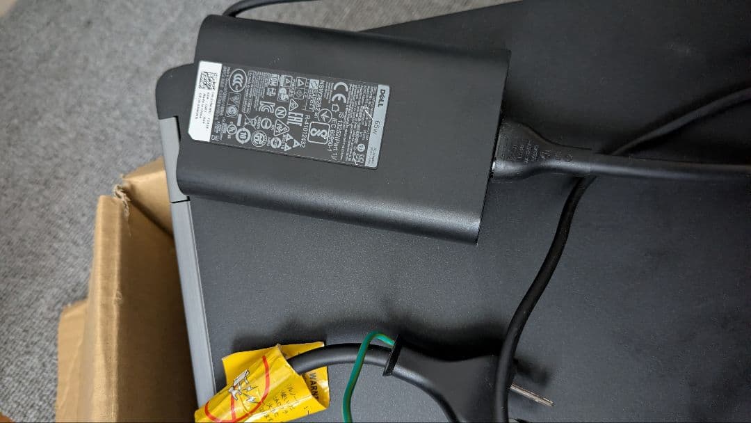 Dell ノートPC Intel Core i7 16GB RAM SSD250