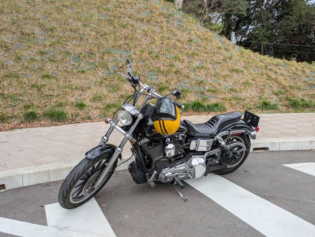 HOT-DOCK ハーレーダイナ　シート