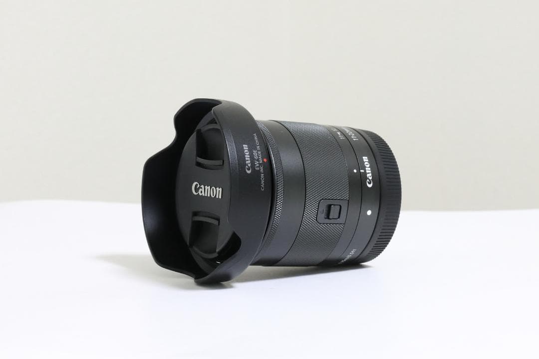 【値下げしました】Canon EF-M 11-22mm （フード付）