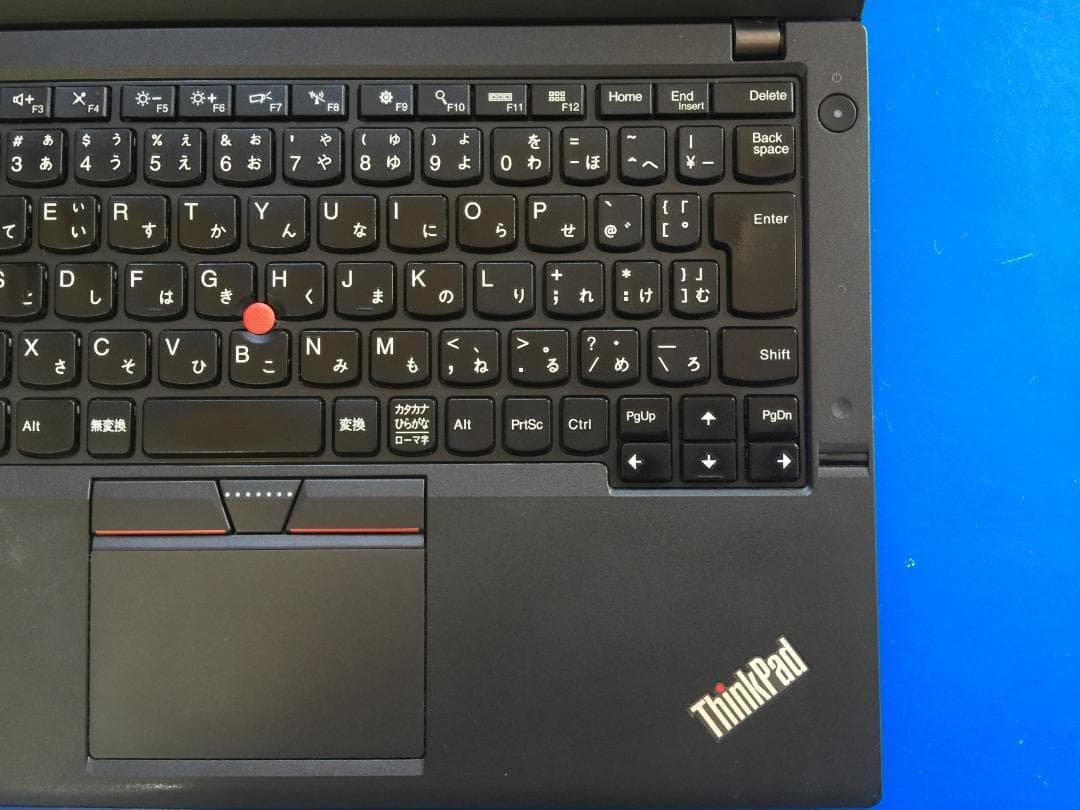 Lenovo ThinkPad X260 12.5型TFT 軽量・コンパクトPC