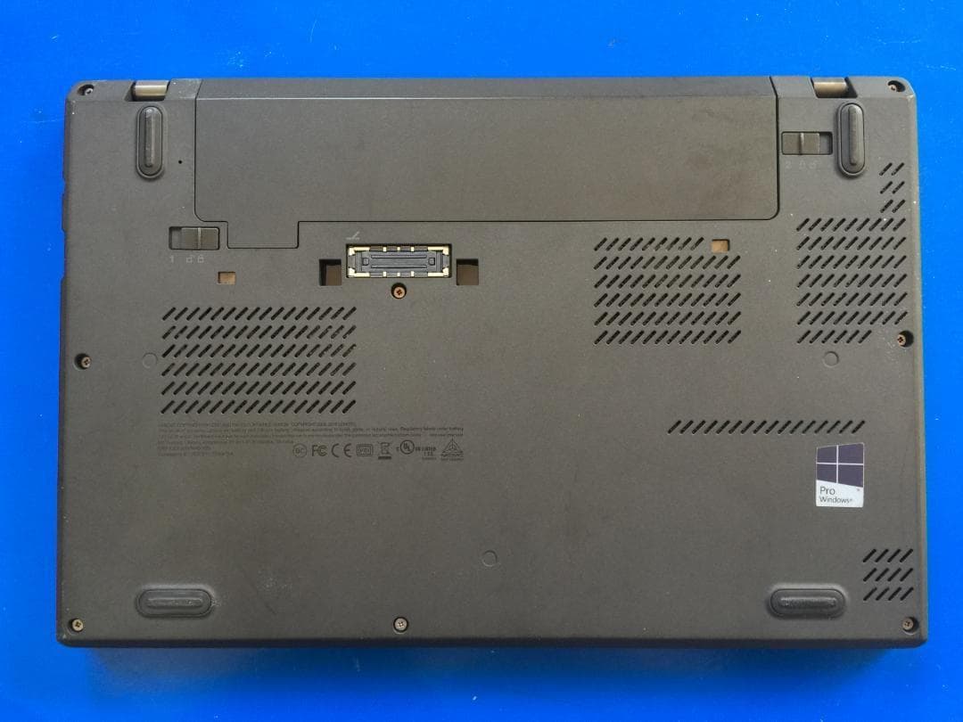 Lenovo ThinkPad X260 12.5型TFT 軽量・コンパクトPC