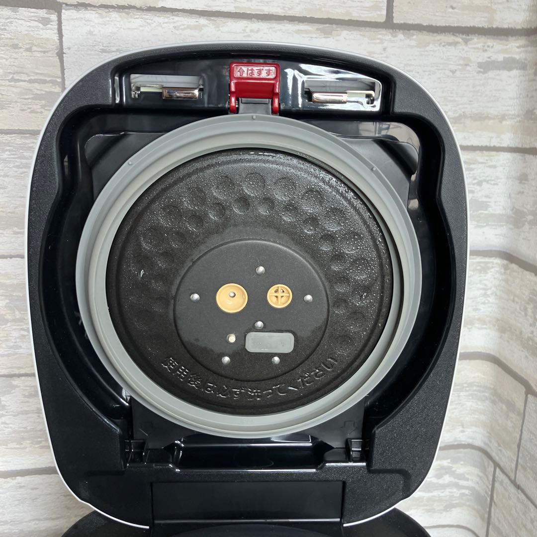 タイガー 圧力IH 炊飯ジャー 炊飯器02018年製 5.5合 JPC-A101