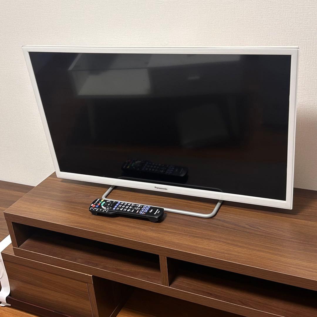 超美品　都内手渡し可　テレビ　Panasonic TH-32ES500-W