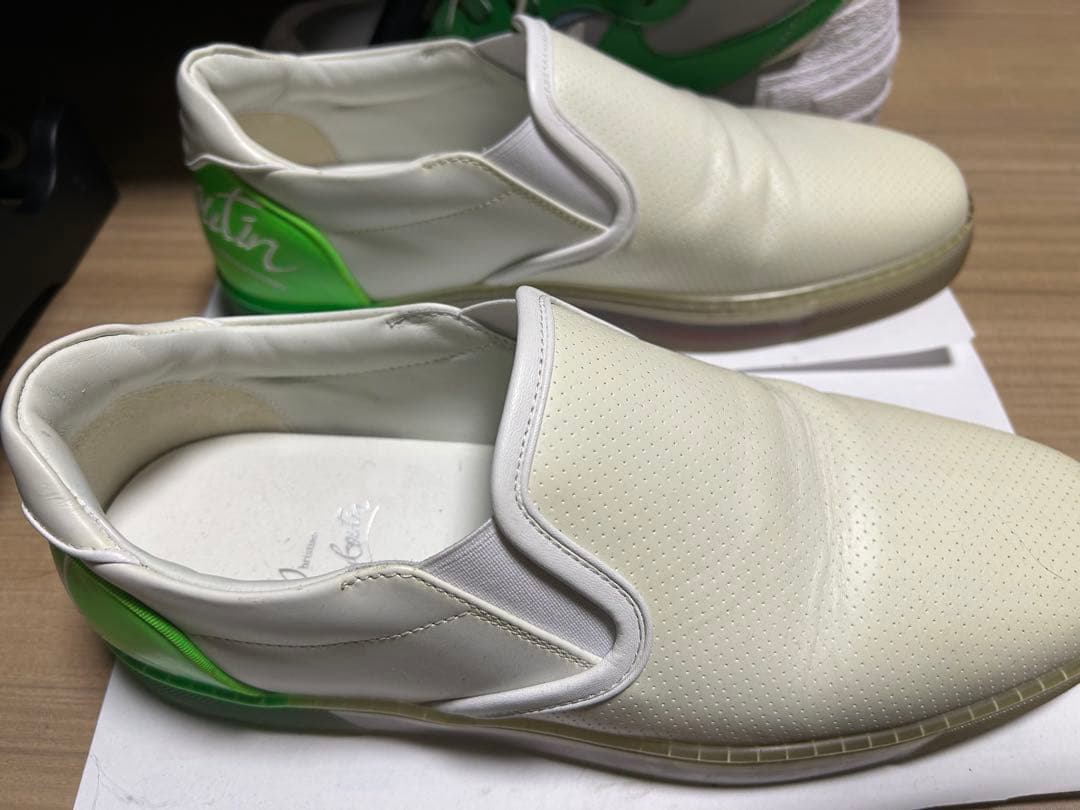 ルブタンサイズ43スリッポン