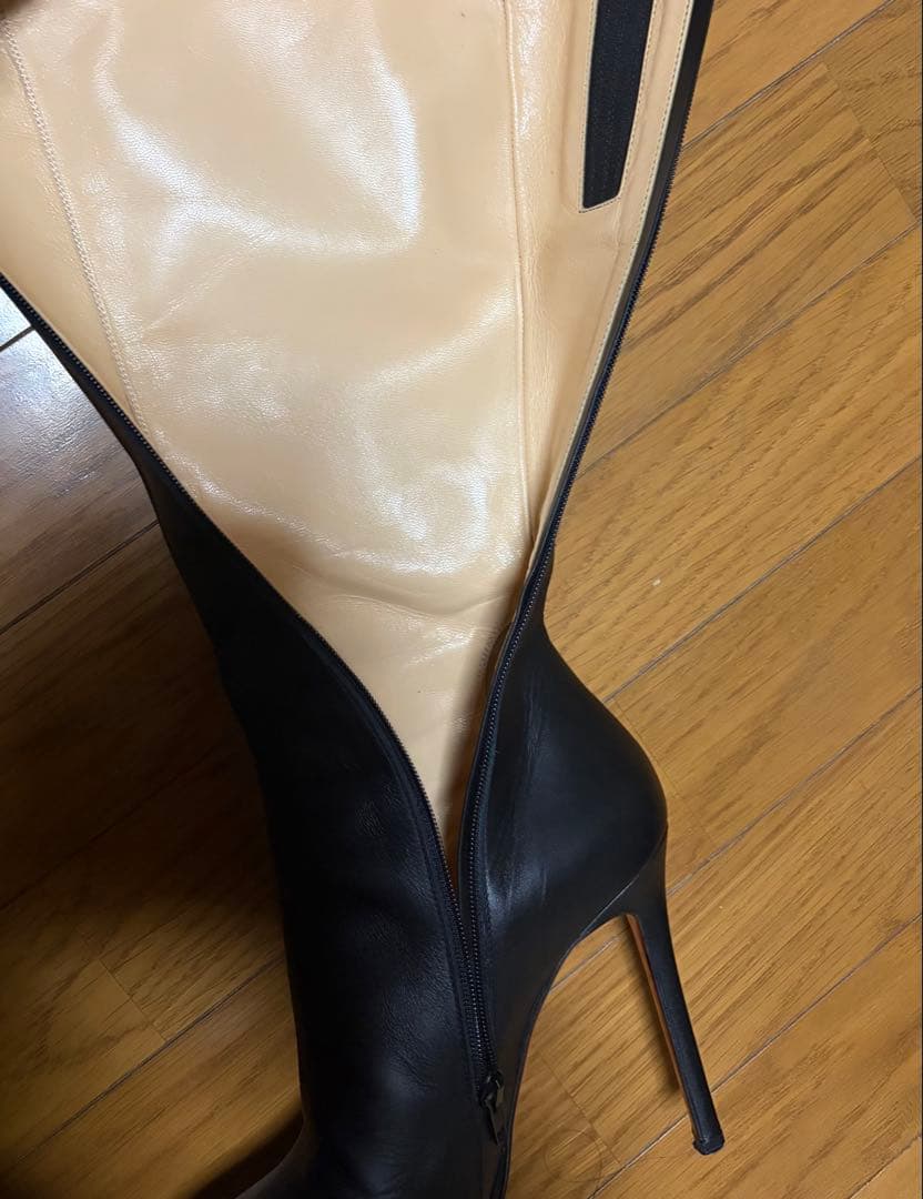 今日だけ値下げ　美品 Christian Louboutin ロングブーツ 38