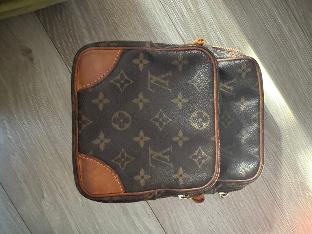 LV アマゾン モノグラム ショルダー破損品