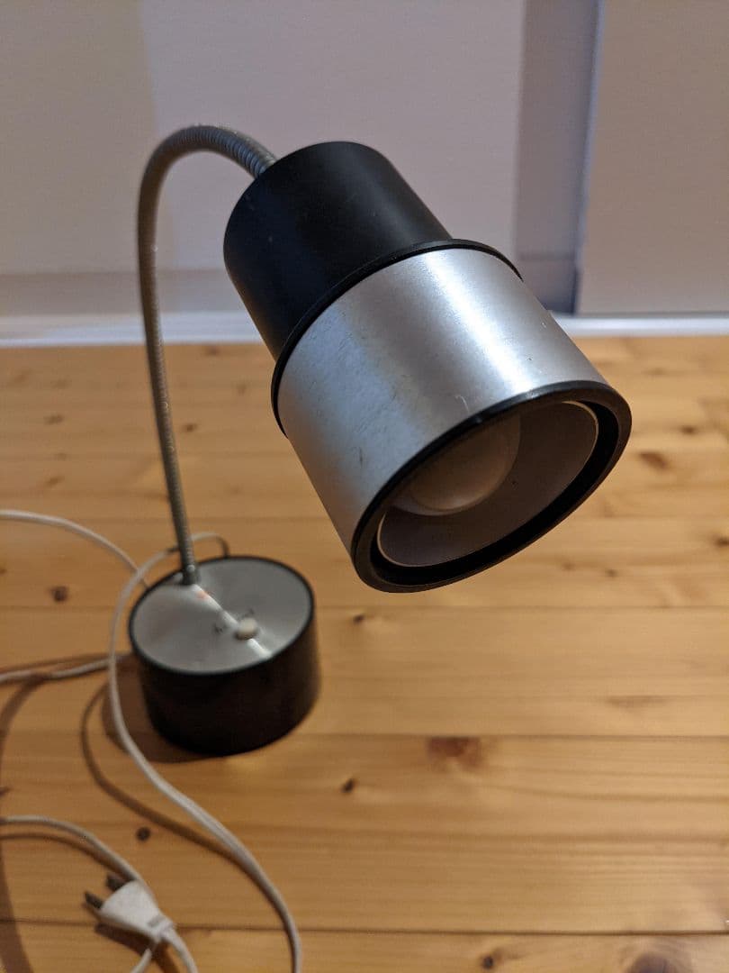 【national　hi-pet】レトロなデスクライト（スポットライト）可動式