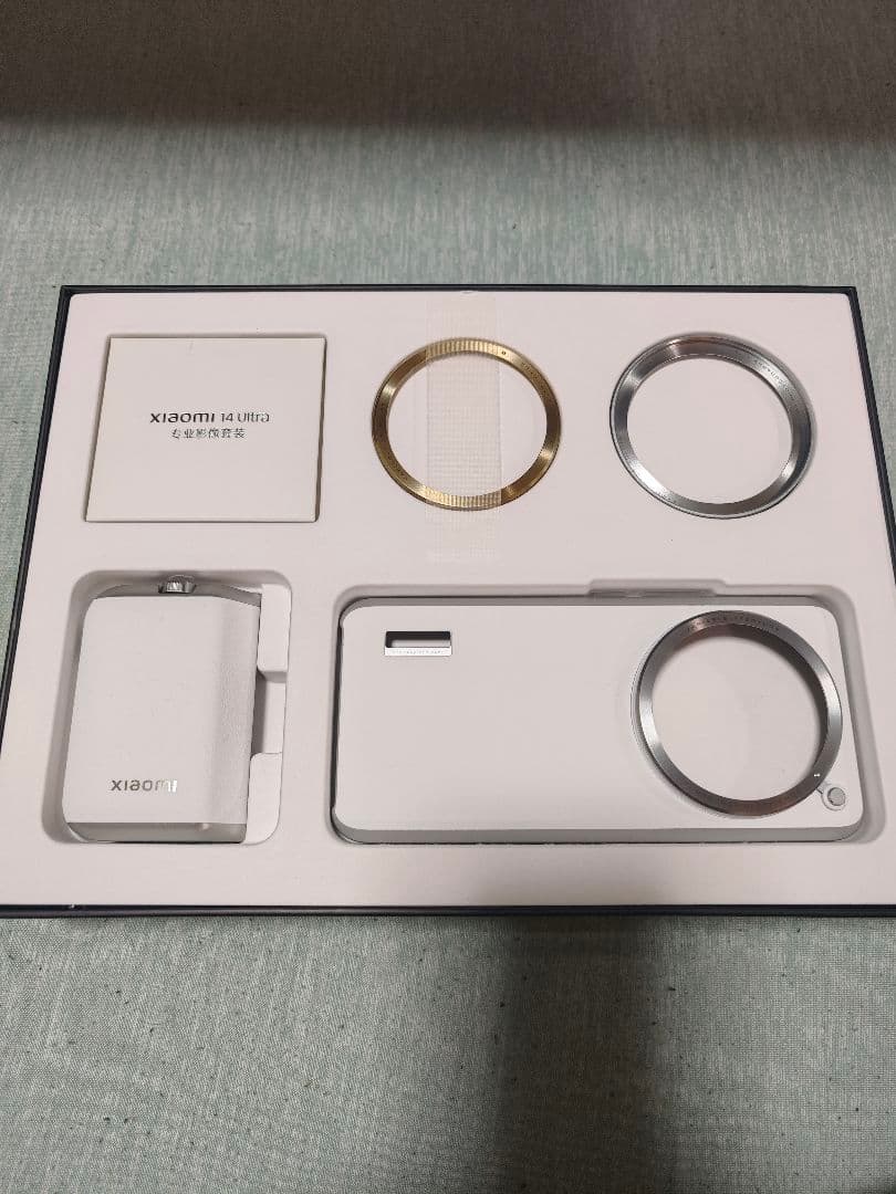 Xiaomi 14 Ultra photography kit ホワイト