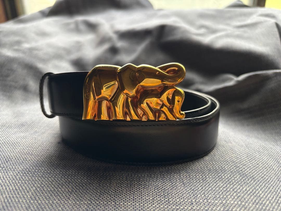 カルティエ　Cartier レザーベルト 象のバックル レディース
