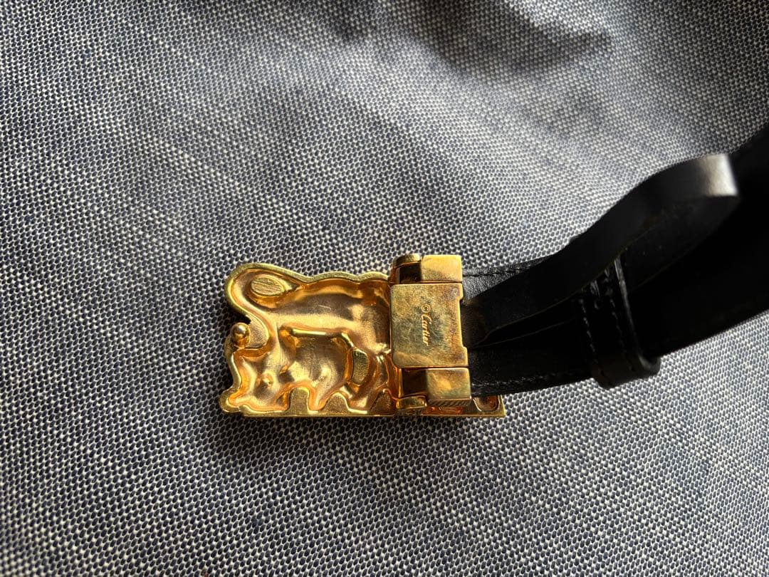 カルティエ　Cartier レザーベルト 象のバックル レディース