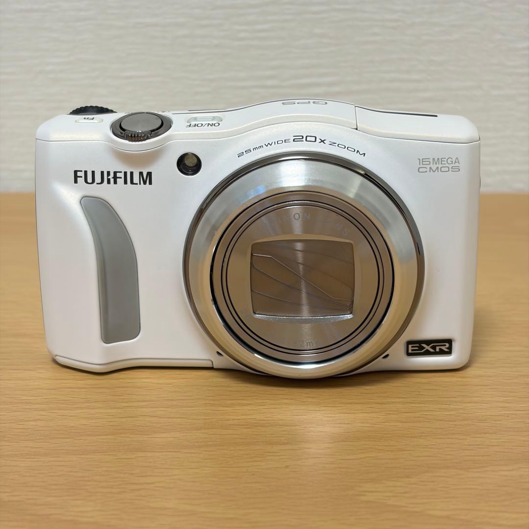 FUJIFILM FINEPIX F770EXR デジタルカメラ ホワイト