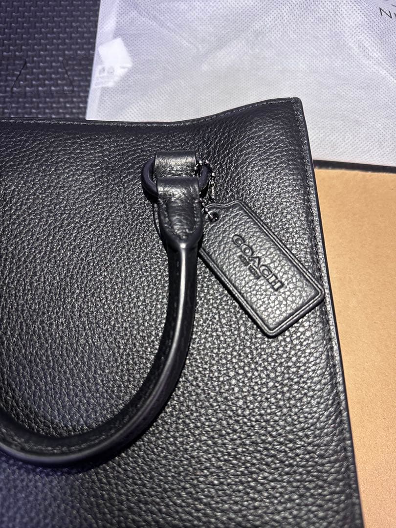 ほぼ新品COACH コーチ ブラック トートバッグ ショルダーベルト付き