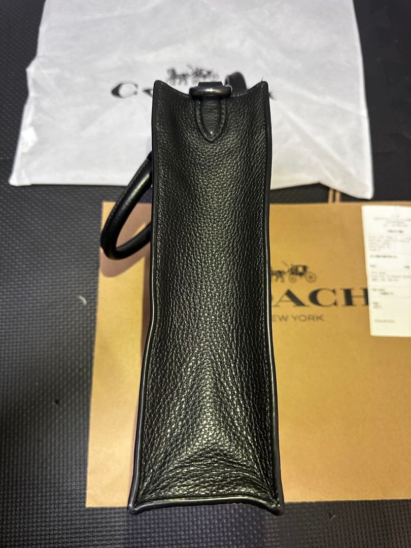 ほぼ新品COACH コーチ ブラック トートバッグ ショルダーベルト付き