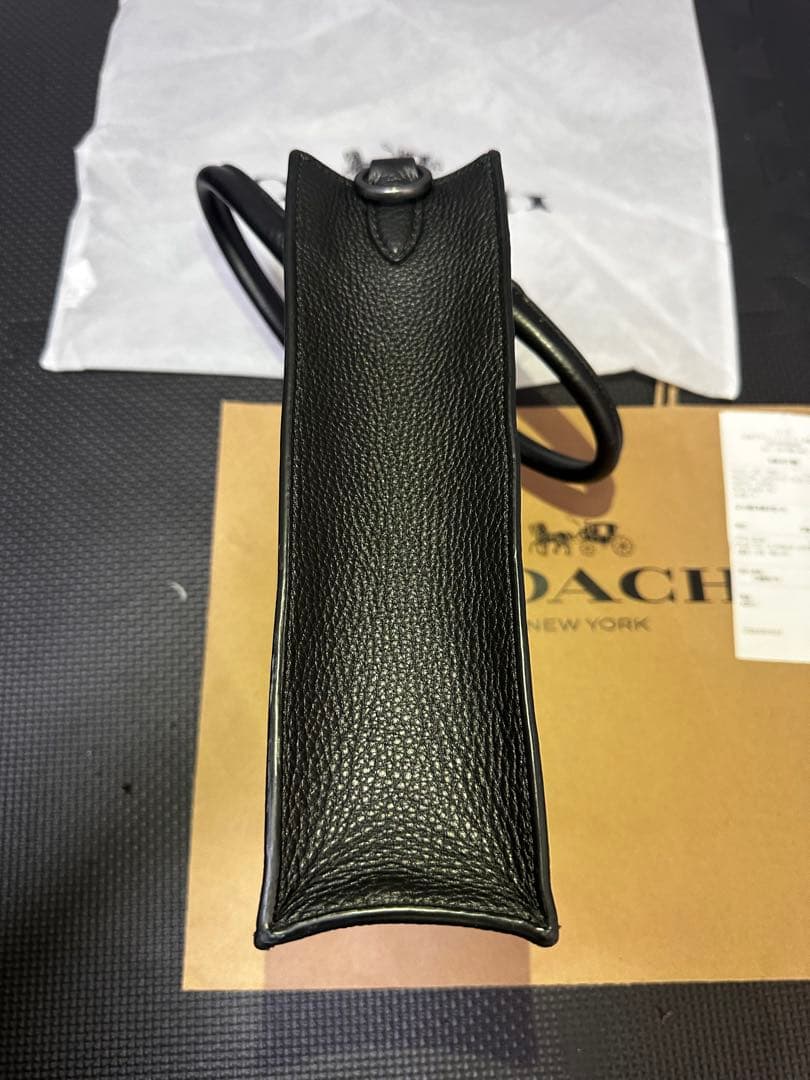 ほぼ新品COACH コーチ ブラック トートバッグ ショルダーベルト付き