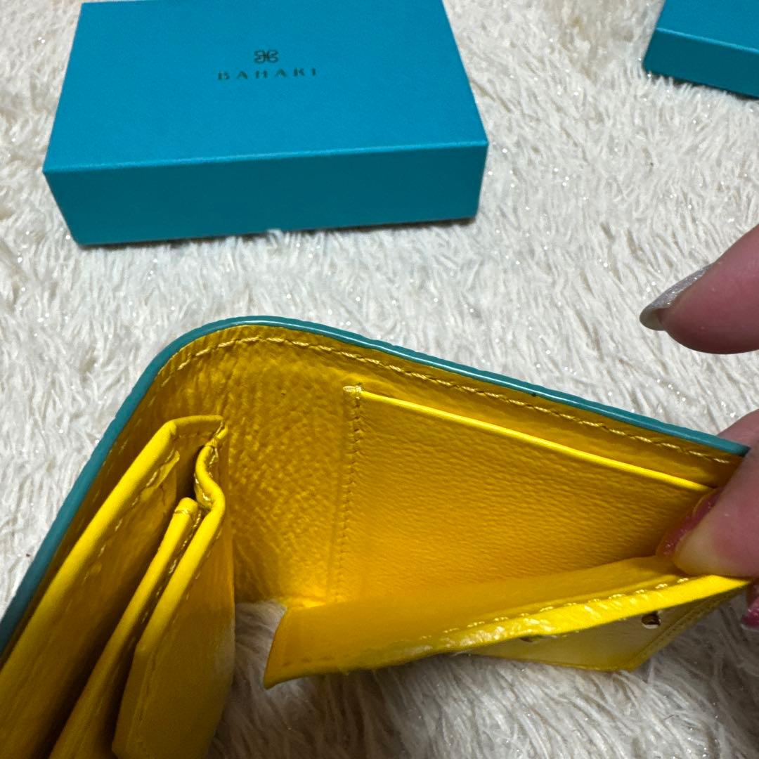 【BAHARI】ガルーシャ★ミニ折り財布★ポリッシュターコイズブルー（美品）