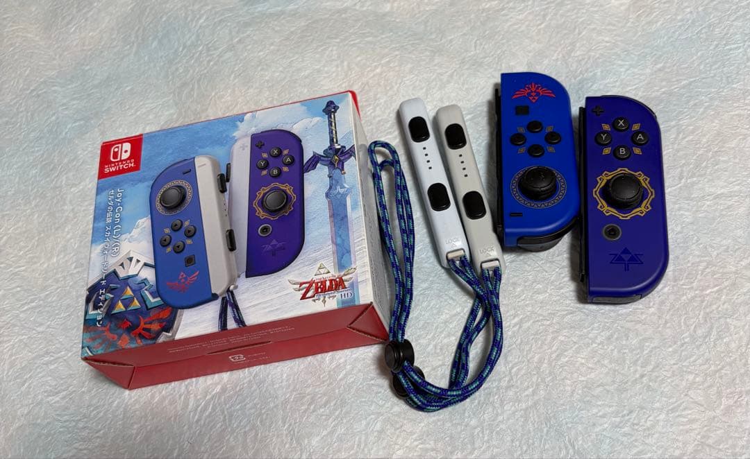 ゼルダのジョイコン付きと256GB Nintendo Switch本体